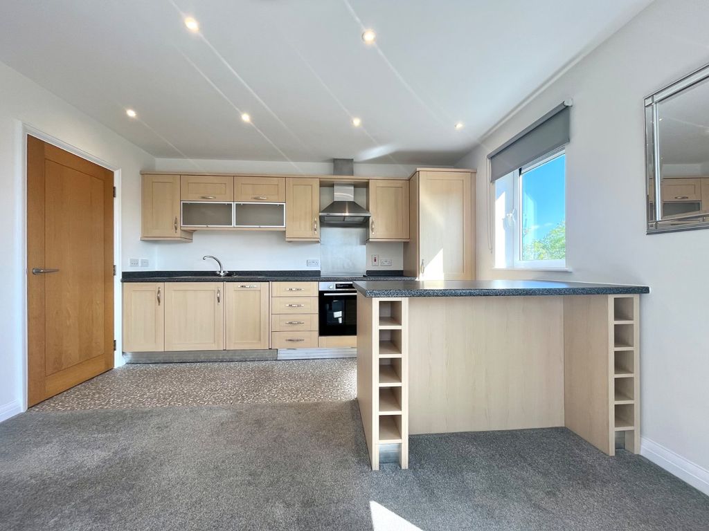 Property photo 2 of 18 Picture No. 69