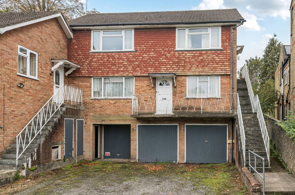 Property photo 1 of 14 1357346-17-68Cbe9...