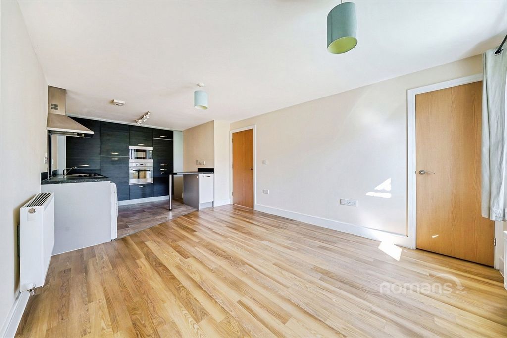 Property photo 3 of 13 3