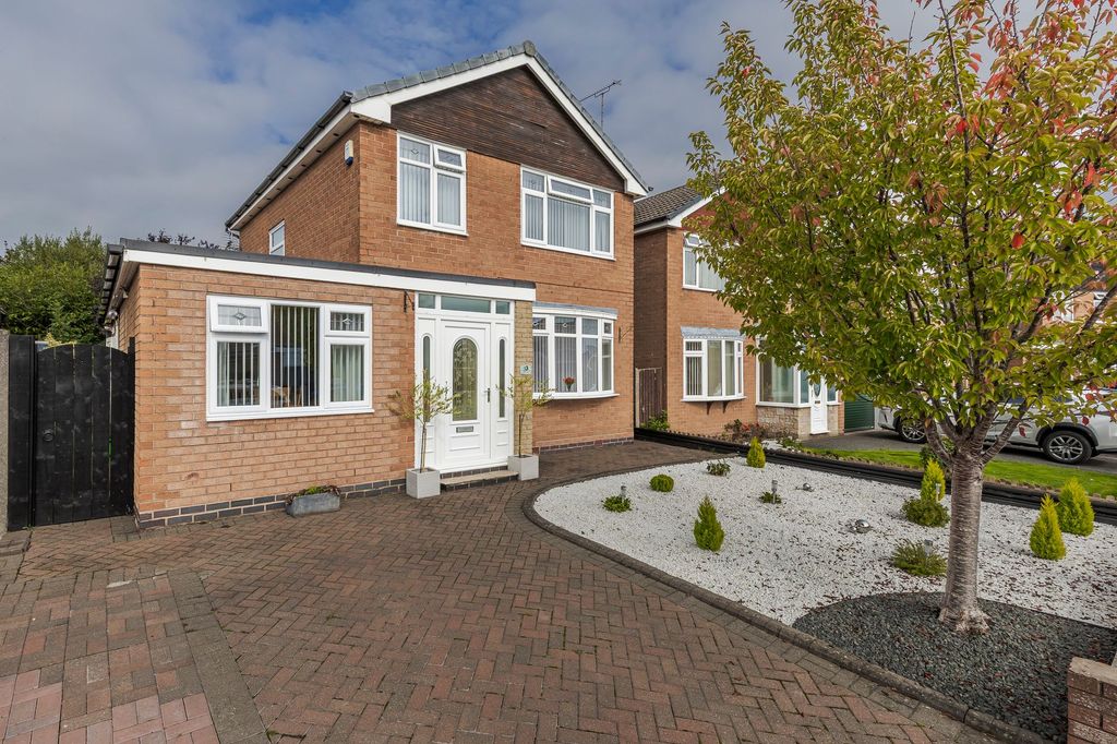 Property photo 1 of 23