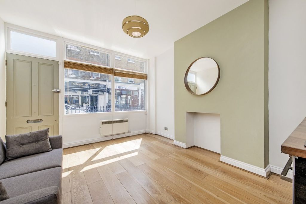 Property photo 1 of 8 Reception Room