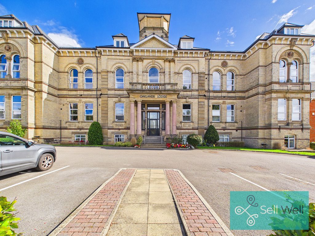 Property photo 1 of 22 Oaklands Lodge