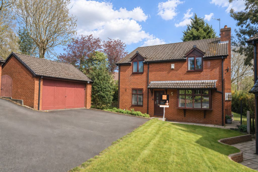 Property photo 1 of 17