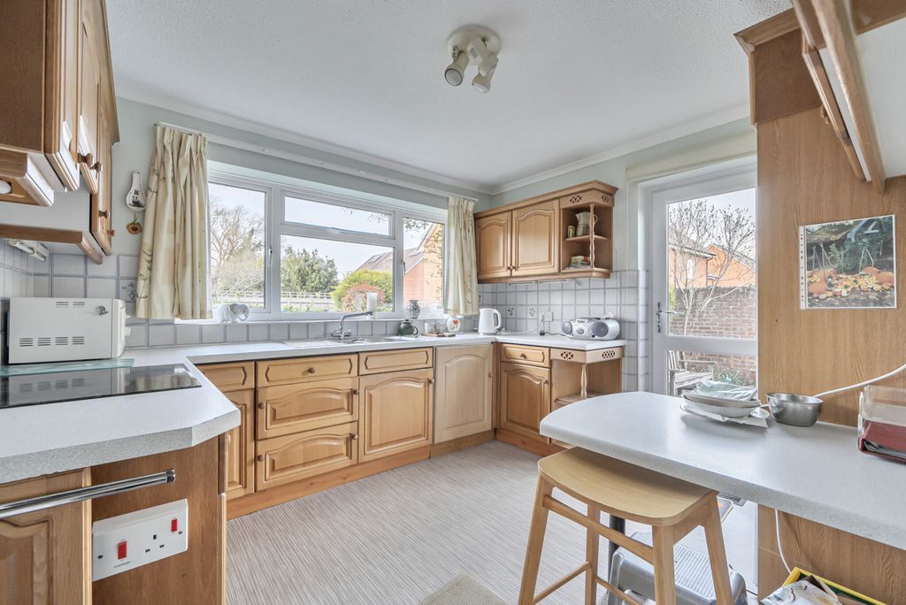 Property photo 2 of 20 1431016-20-69Bc4E...