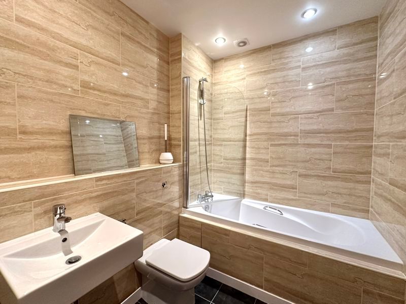 Property photo 3 of 12 Photo 13