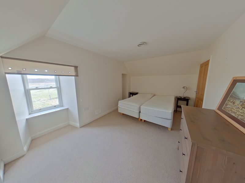 Property photo 3 of 9 Photo 2