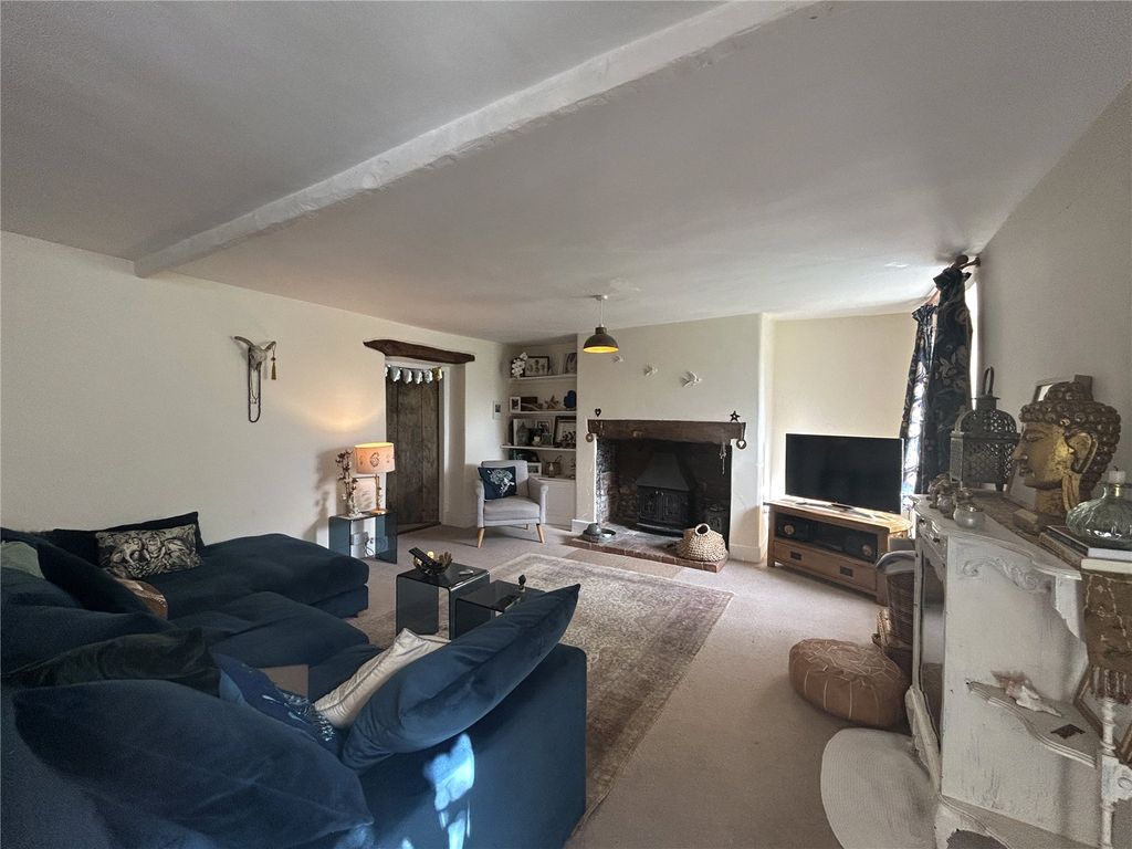 Property photo 2 of 17 Picture No. 20