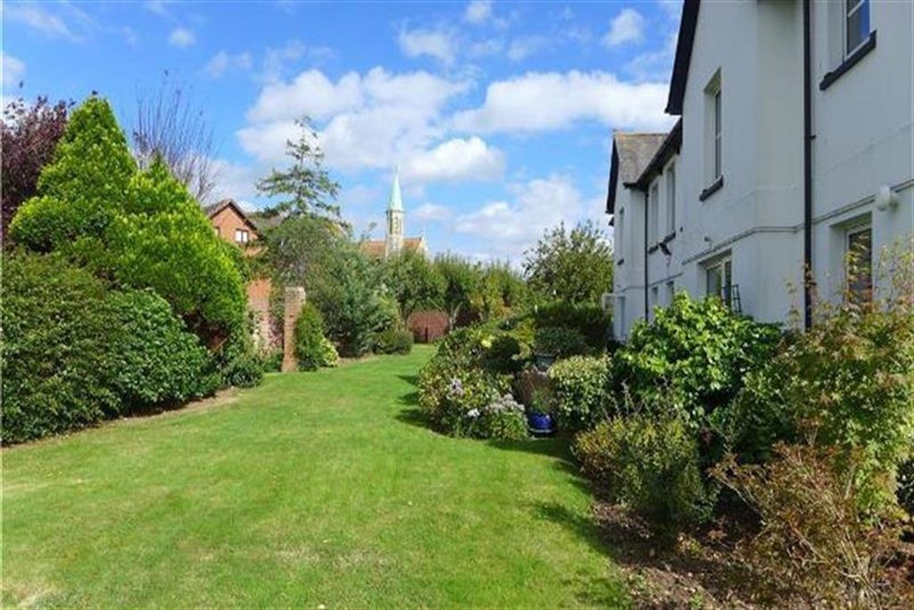 Property photo 1 of 14 (Main)