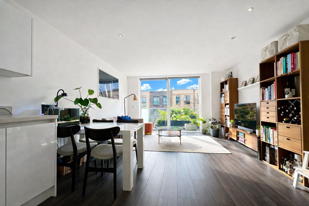 Property photo 3 of 13 Picture 3