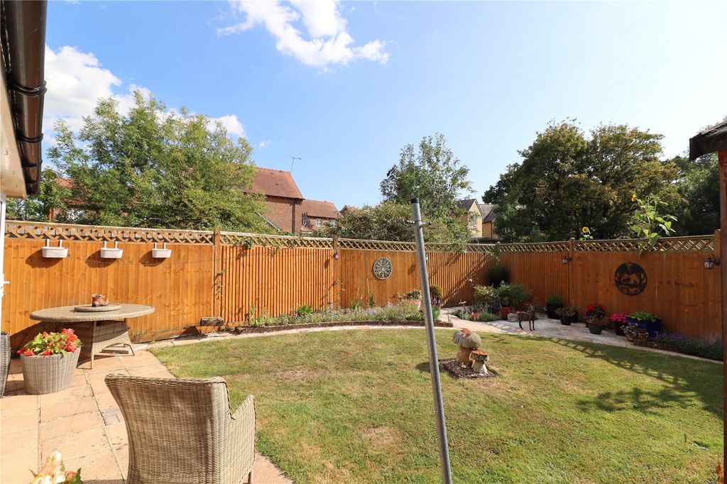 Property photo 3 of 14 Garden