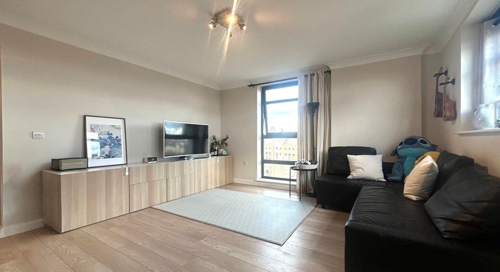 Property photo 2 of 13 Picture No. 05