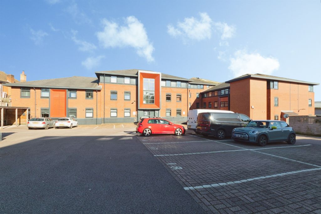 Property photo 3 of 20