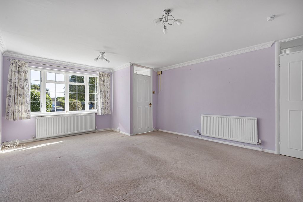 Property photo 3 of 16
