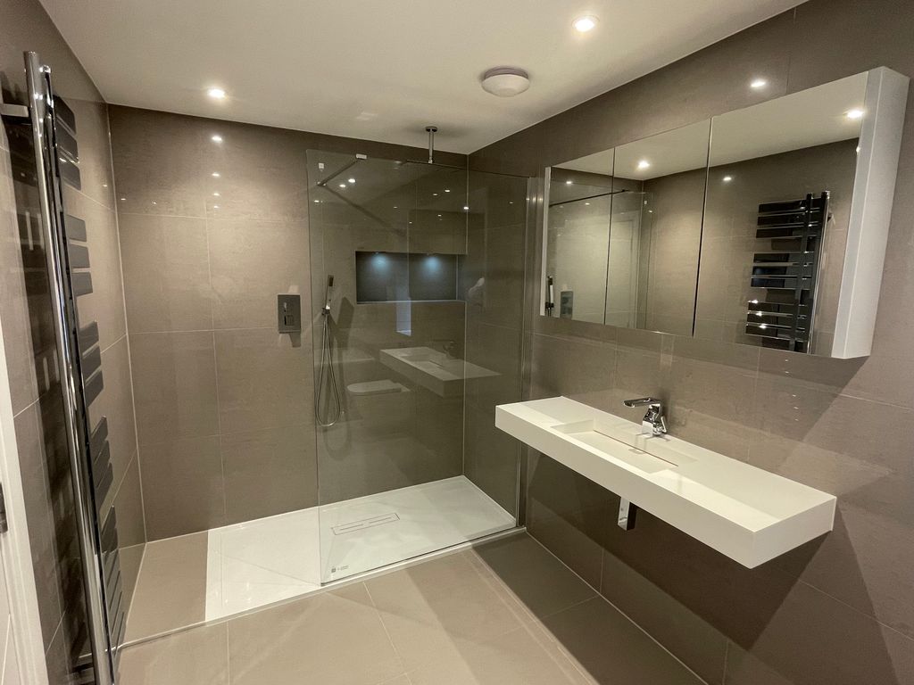 Property photo 3 of 10 Bathroom View 2