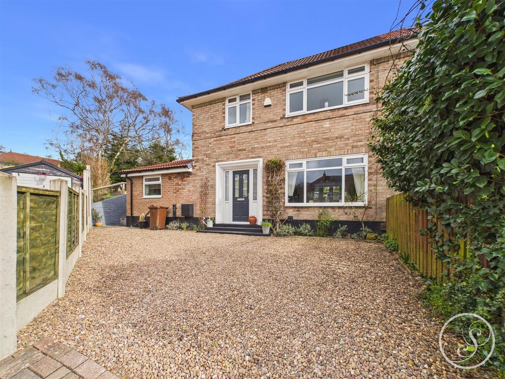 Property photo 1 of 25