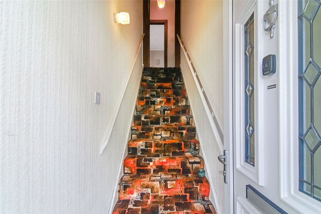 Property photo 3 of 19 Entrance Staircase