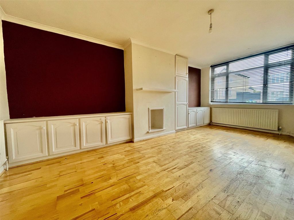 Property photo 2 of 12 Picture No. 02
