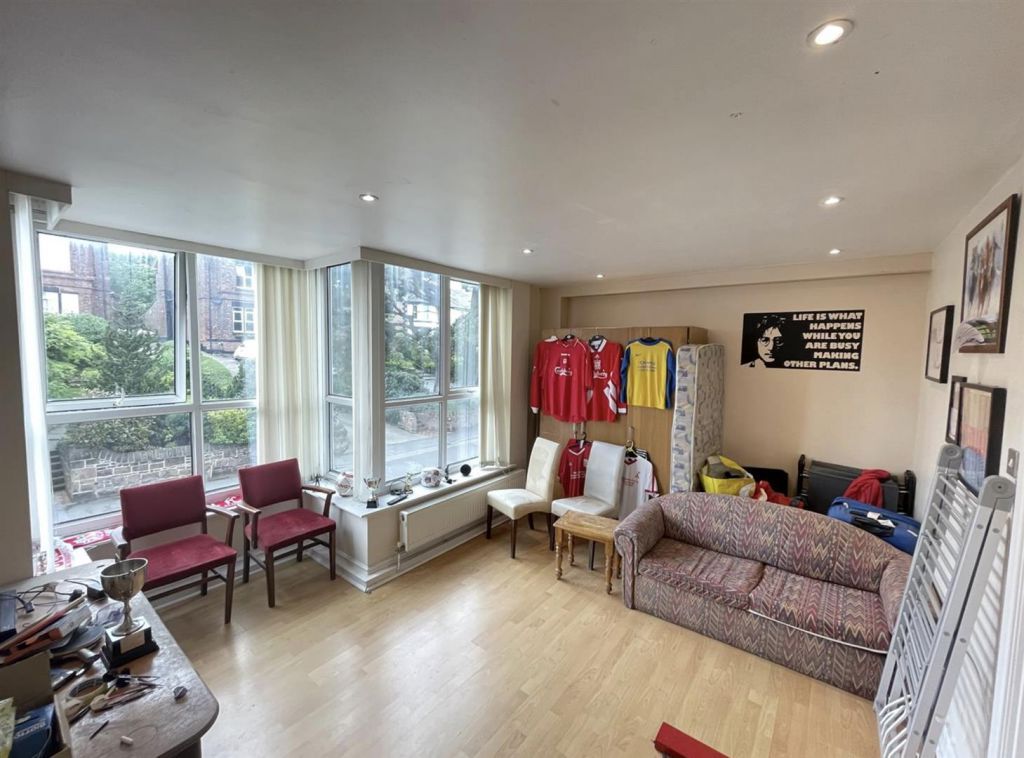 Property photo 3 of 7