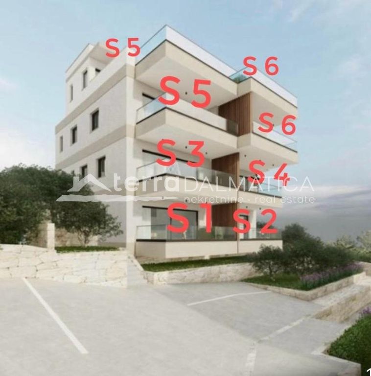Property photo 1 of 5 Duplex Penthouse On The Island Of Čiovo With A Roof Terrace