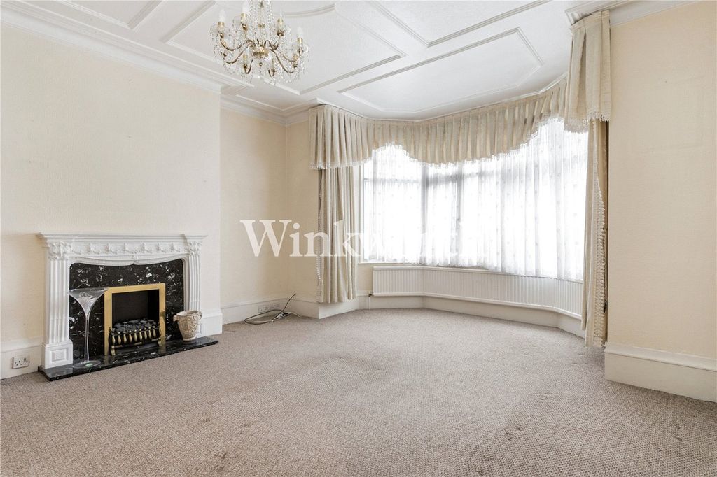 Property photo 2 of 14 Picture No. 01