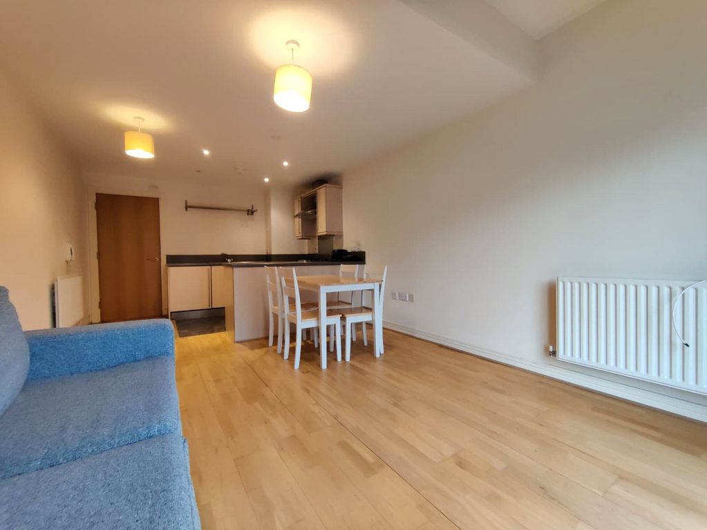 Property photo 2 of 9 Picture No. 16