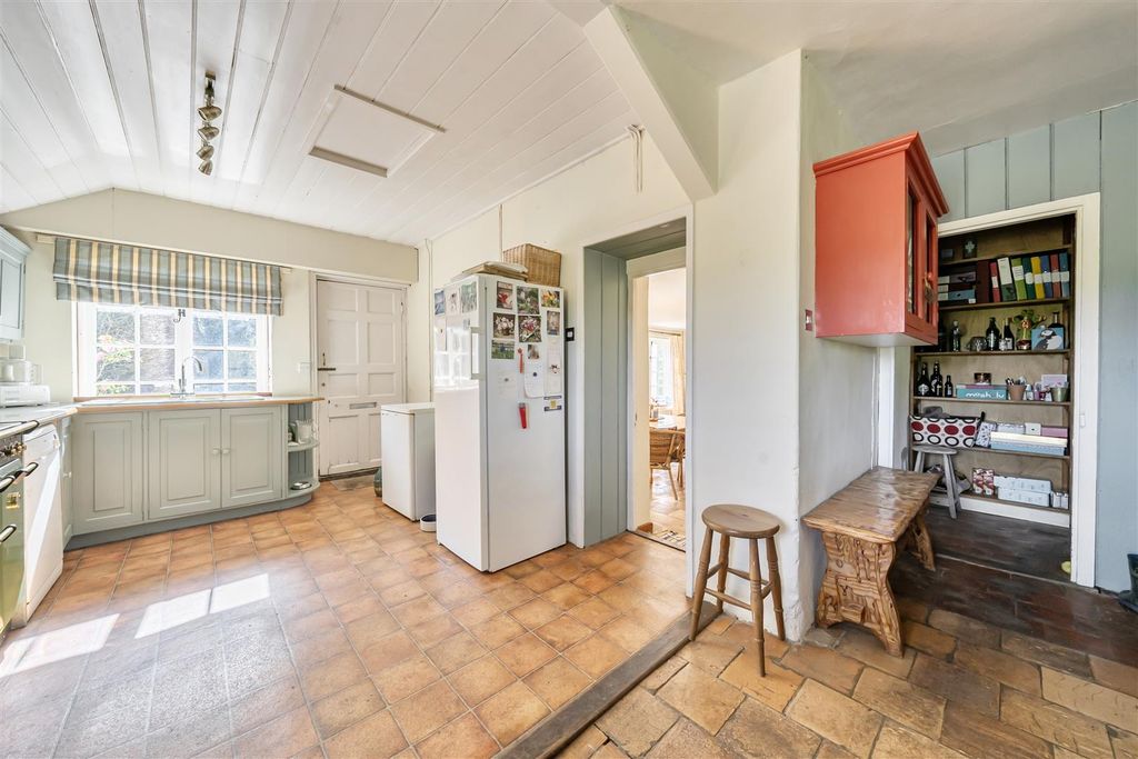 Additional image 4 of 3 bed detached house to rentWoodcutts, Salisbury SP5