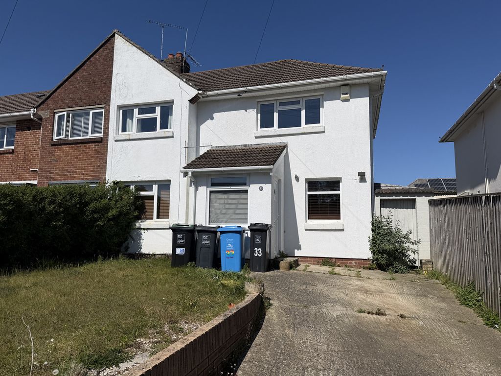 Property photo 3 of 12
