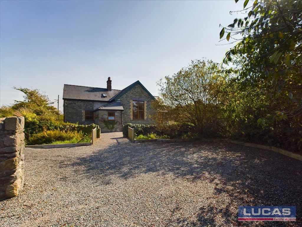 Property photo 1 of 32 Main Picture