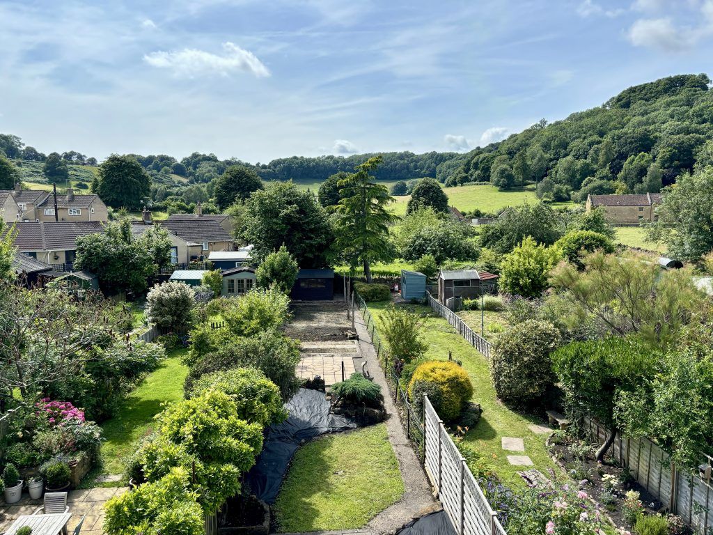 Property photo 2 of 10