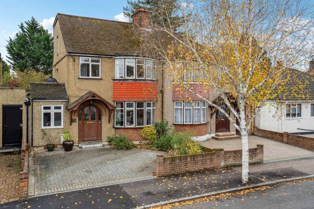 Property photo 1 of 18