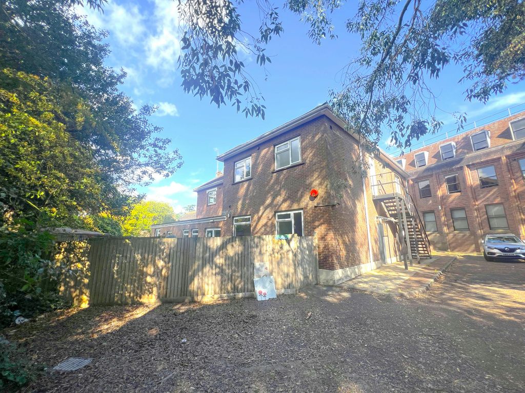 Property photo 2 of 8 Img_8493.Jpg