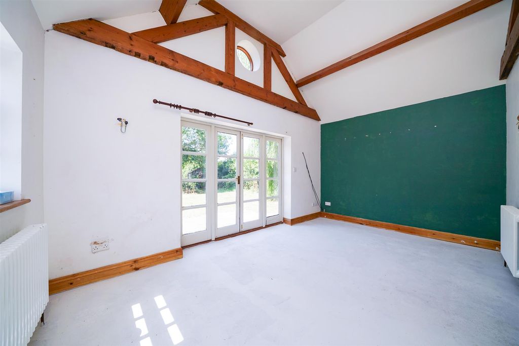 Property photo 2 of 21 Skm-Studio1-24.Jpg