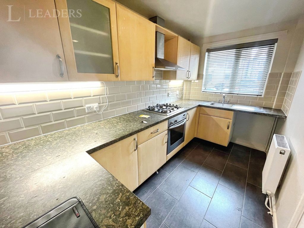 Property photo 2 of 8 Pbox-Img.Jpg