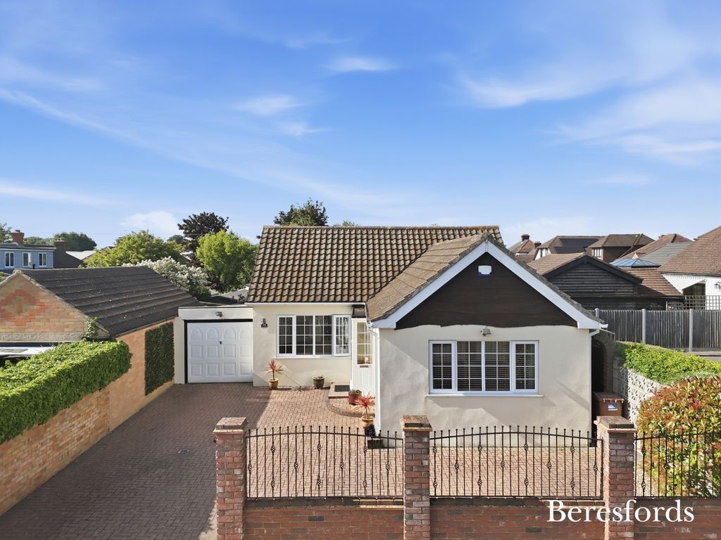 Property photo 1 of 22 Picture No. 04