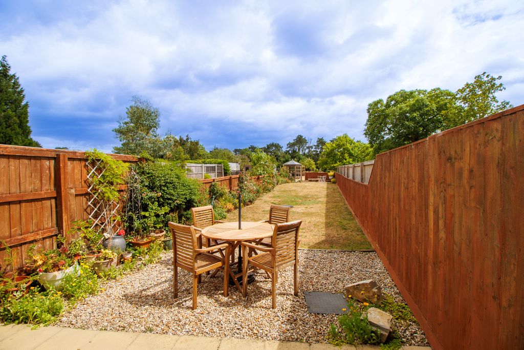 Property photo 3 of 18 Img_7942