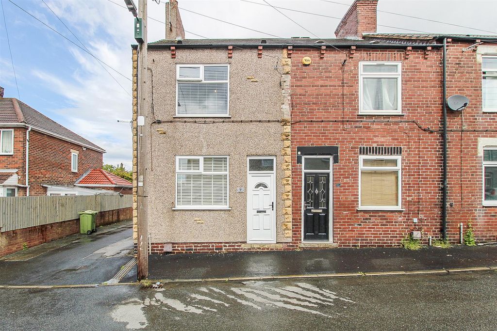 Property photo 1 of 11