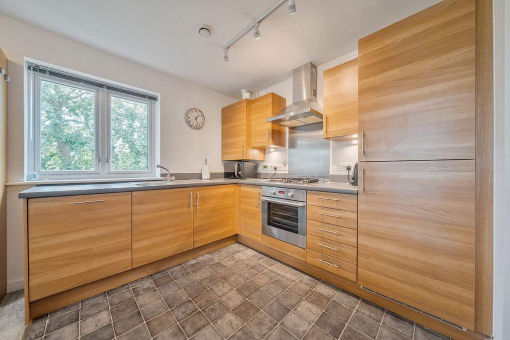 Property photo 2 of 24 1503188-20-6A7485...