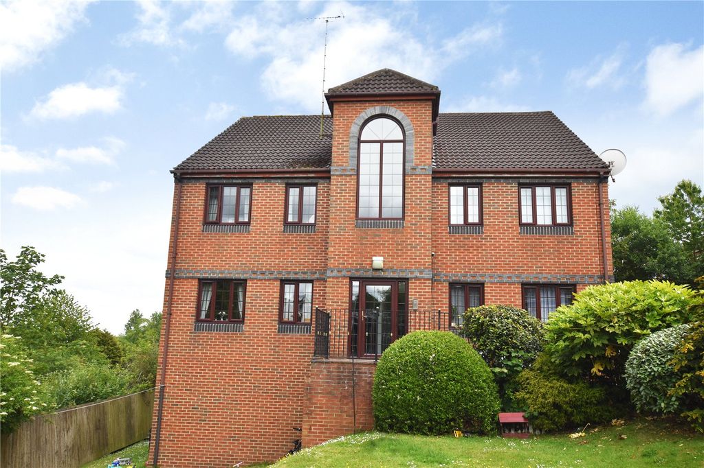 Property photo 1 of 12 Picture No. 14