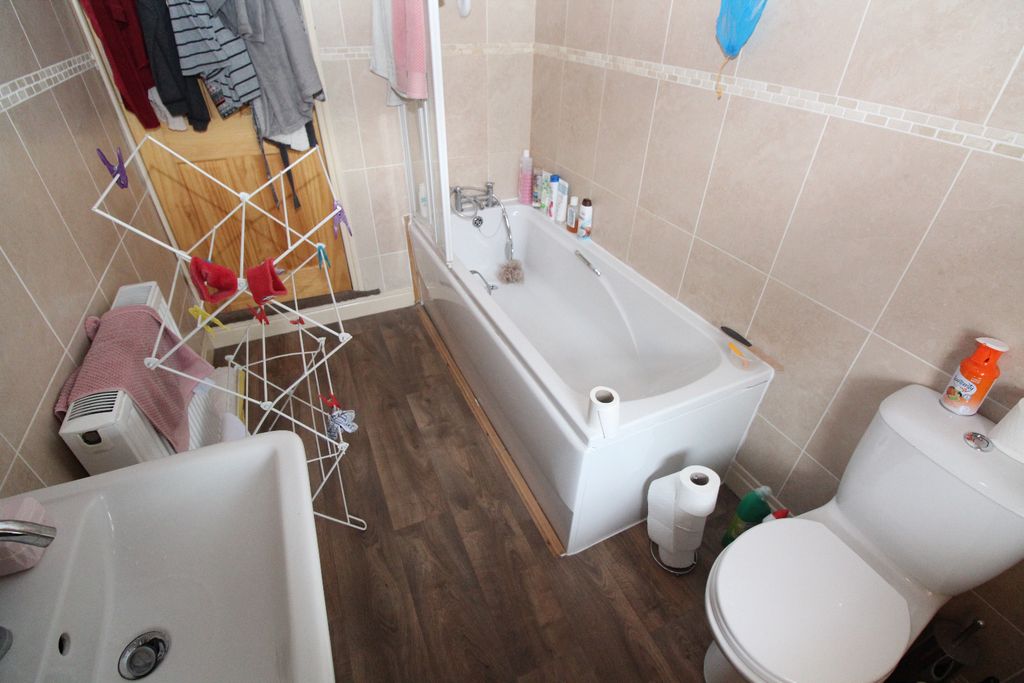 Property photo 3 of 10 1261174