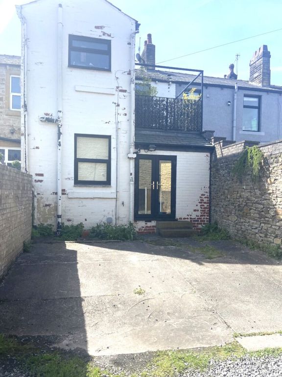 Property photo 2 of 4