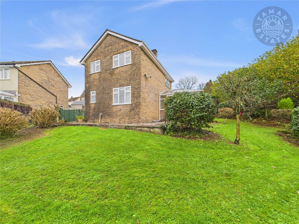 Property photo 3 of 19 Rear Garden