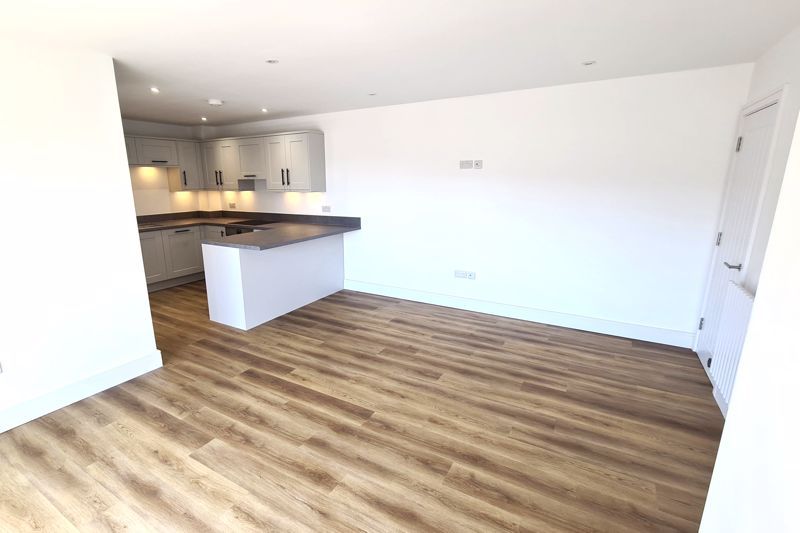 Property photo 3 of 21 Lounge