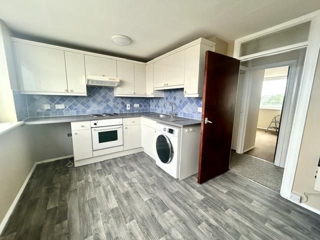 Property photo 1 of 4 Internal View