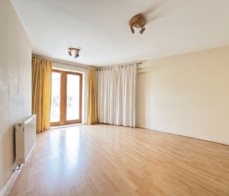 Property photo 3 of 5