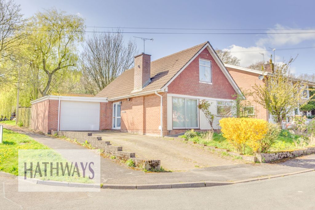 Property photo 1 of 43