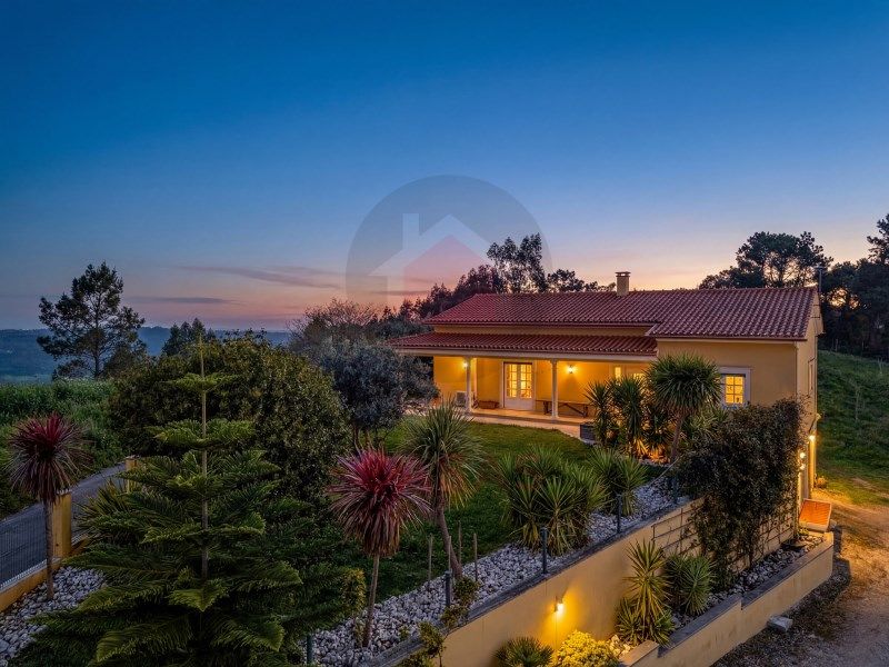 Property photo 2 of 46