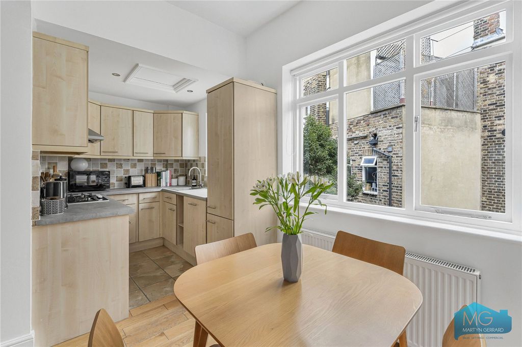 Property photo 2 of 14 Picture No. 06