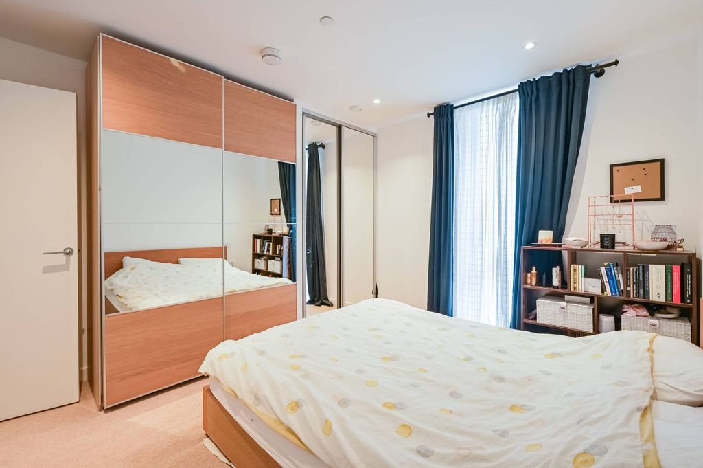 Property photo 3 of 9