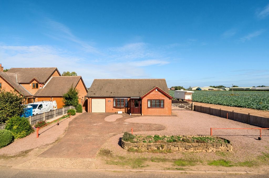 Property photo 1 of 24 1523051-3-1A0c3A1Fea078
