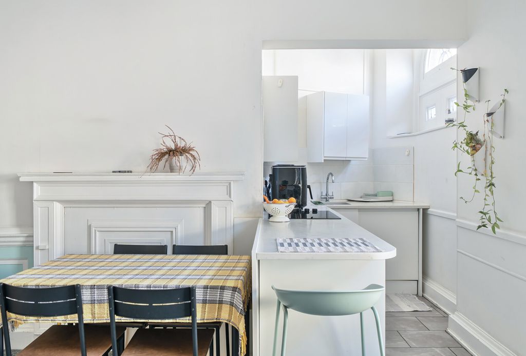 Property photo 3 of 15 1309386-7-6849Be6...